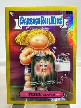 2022 Topps Chrome Garbage Pail Kids Series 5 Yellow Refractor TERRI CLOTH #169b